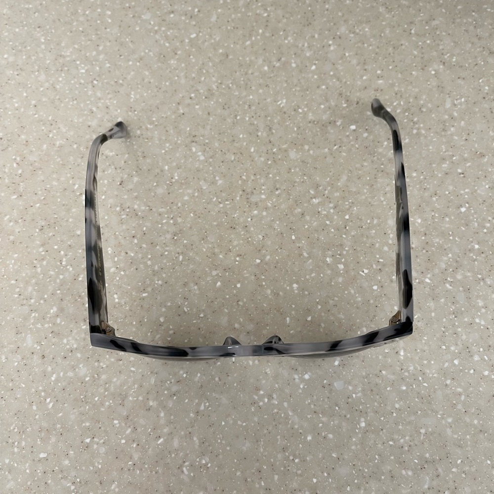 Stylish Tortoiseshell Sunglasses By Diff Eyewear - image 3